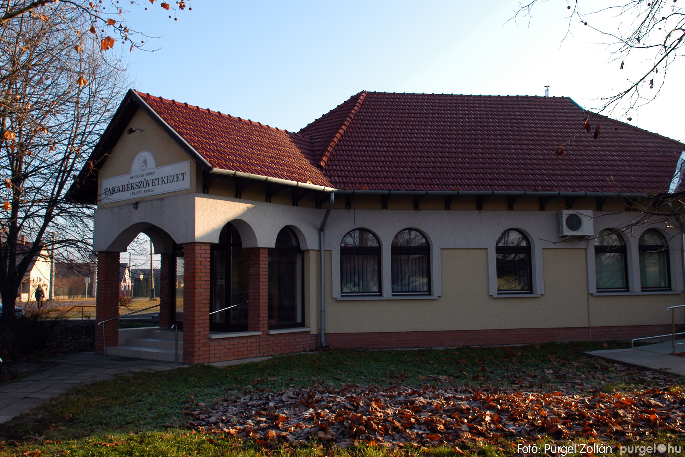2006.12.11. Szegvár és Vidéke Takarékszövetkezet kirendeltségek - Fotókː PURGEL ZOLTÁN©
