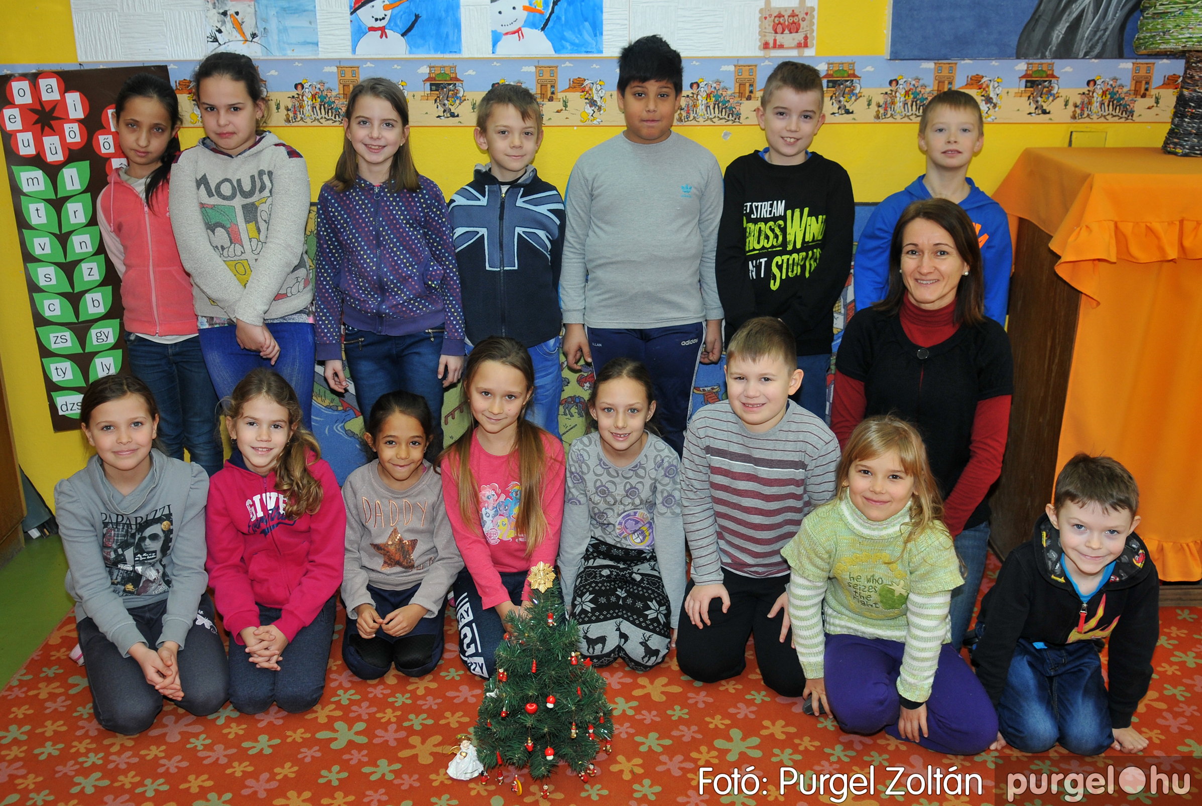 2016.12.16. Forray Máté Általános Iskola ajándék fotózás - Fotókː PURGEL ZOLTÁN©