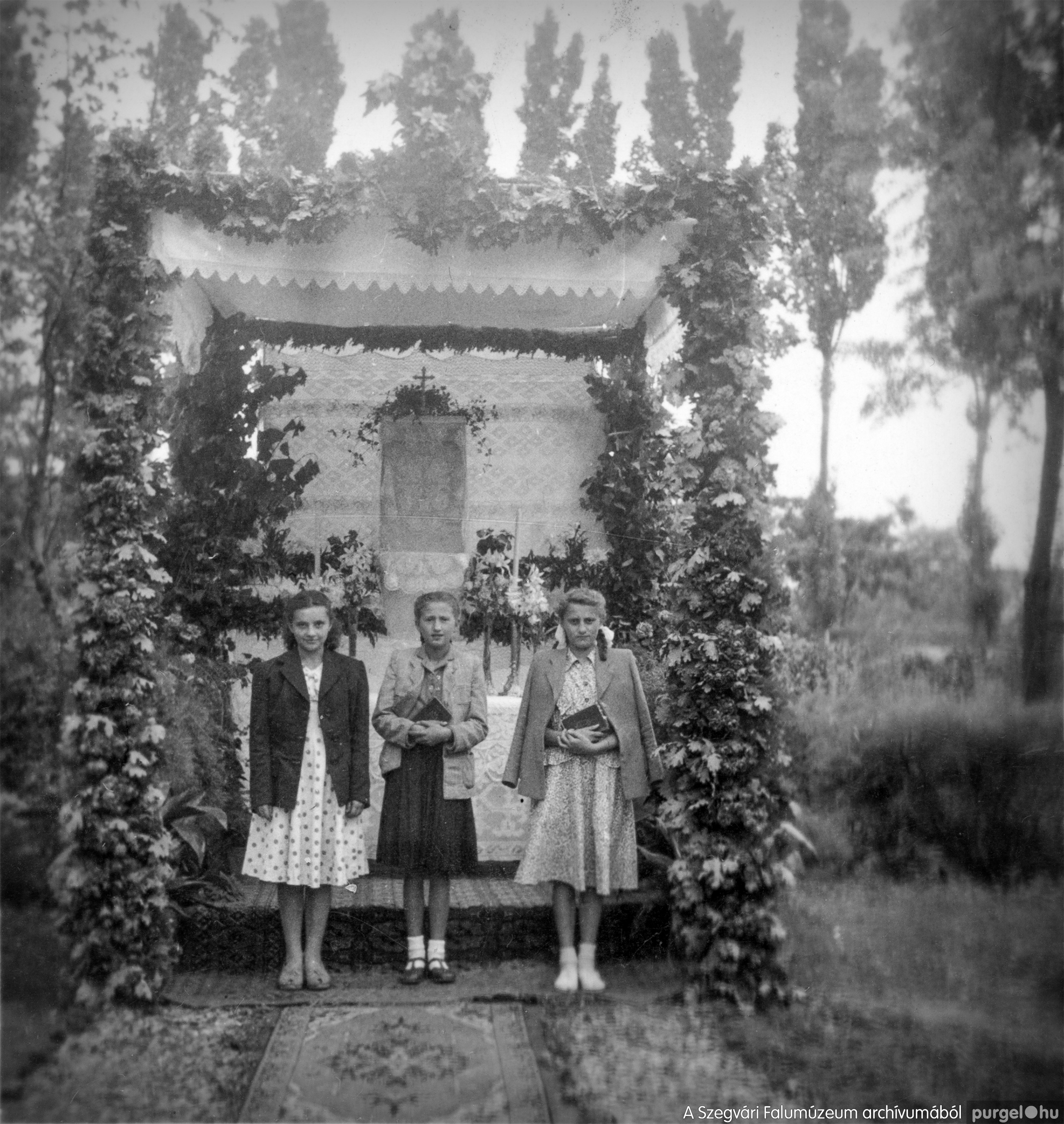 003 Emberábrázolás - MÉSZÁROS JÁNOSNÉ archívumából