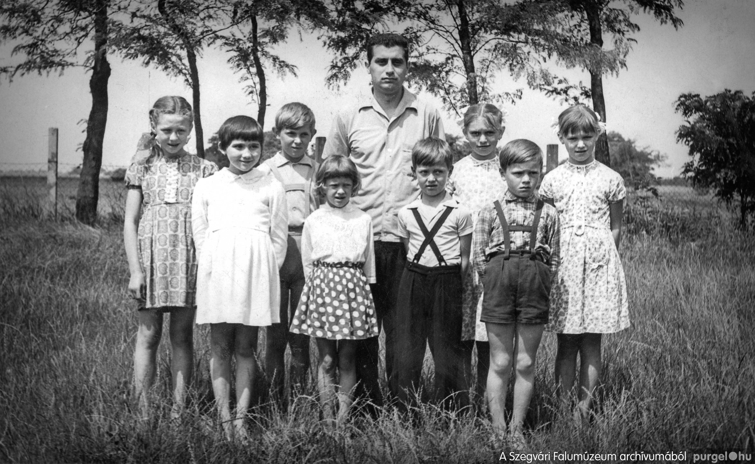 001 Csoportképek - A SZEGVÁRI FALUMÚZEUM archívumából