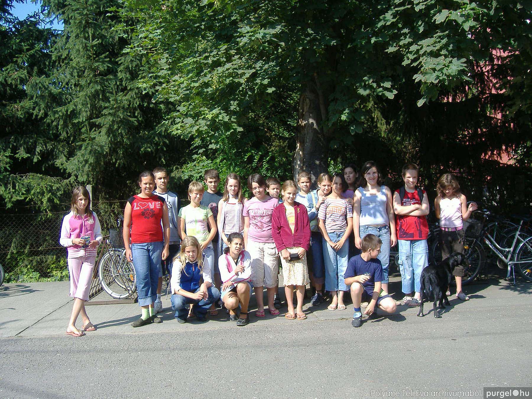 2007.06.15. Osztályképek, lovaglás - PÓLYÁNÉ TÉLI ÉVA archívumából