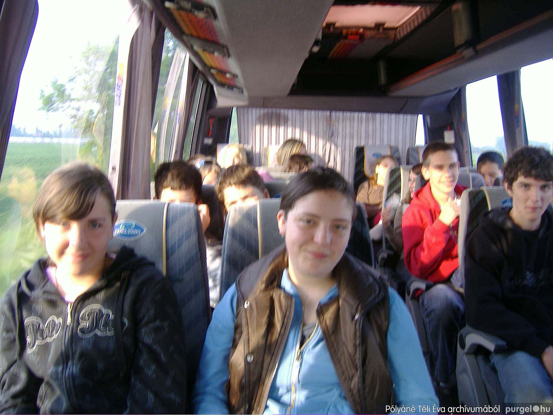2009.04.30. Kirándulás Visegrádra - PÓLYÁNÉ TÉLI ÉVA archívumából