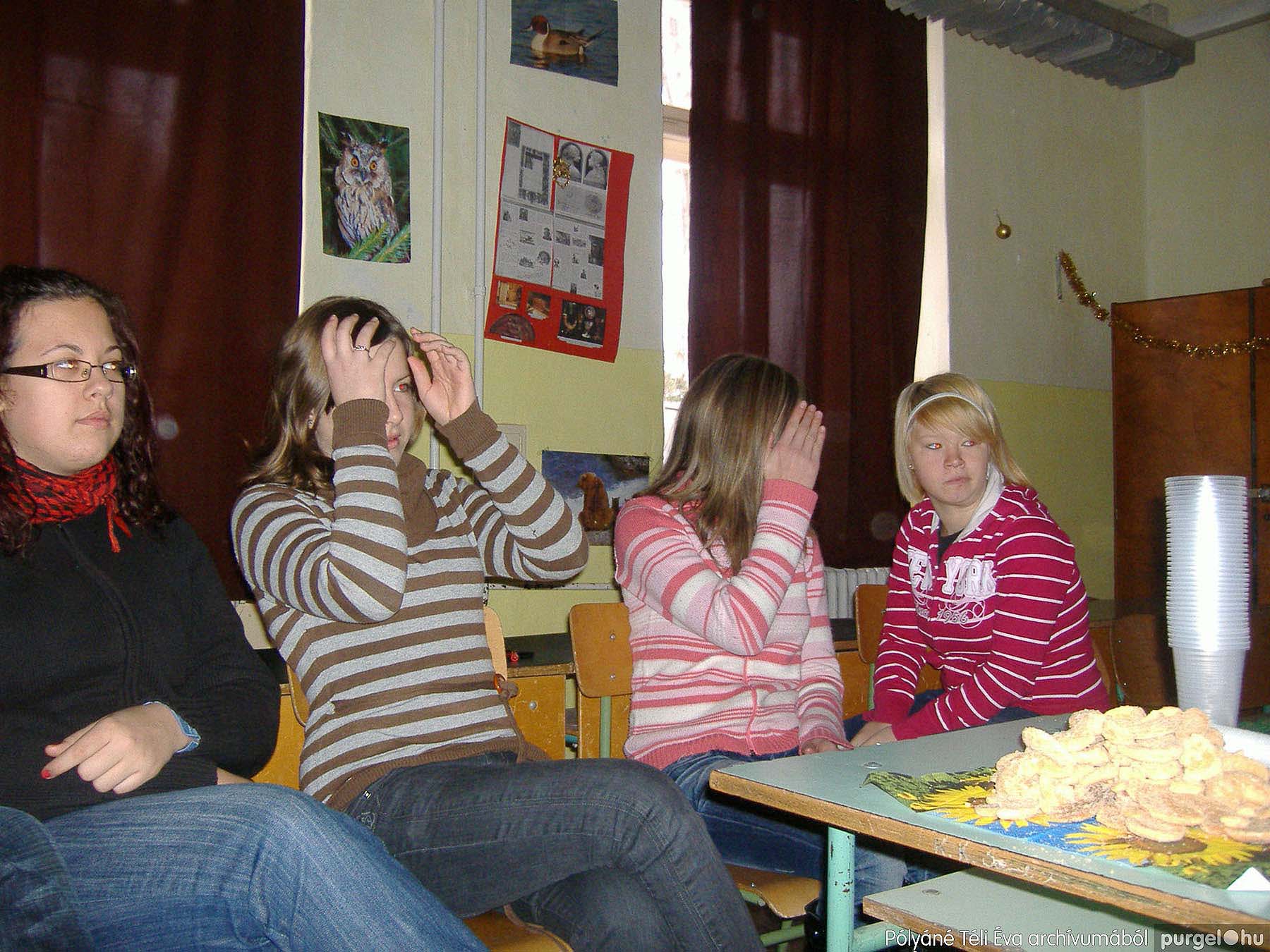 2009.12.19. Ünneplés - PÓLYÁNÉ TÉLI ÉVA archívumából