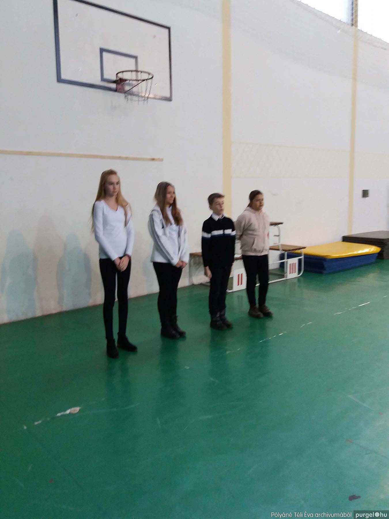 2016.12.21. Fórum - PÓLYÁNÉ TÉLI ÉVA archívumából